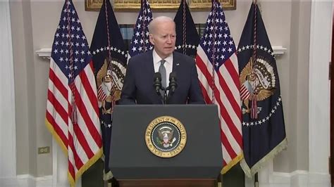Biden emphasizes US banking system is safe after Silicon Valley Bank collapse